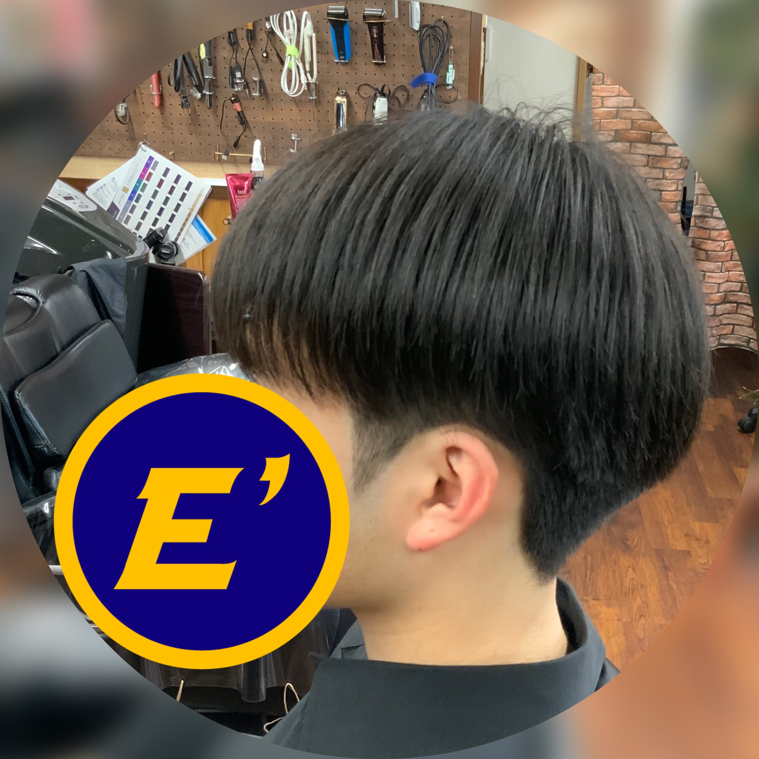 毛先は重めに残したツーブロックマッシュに仕上げました。