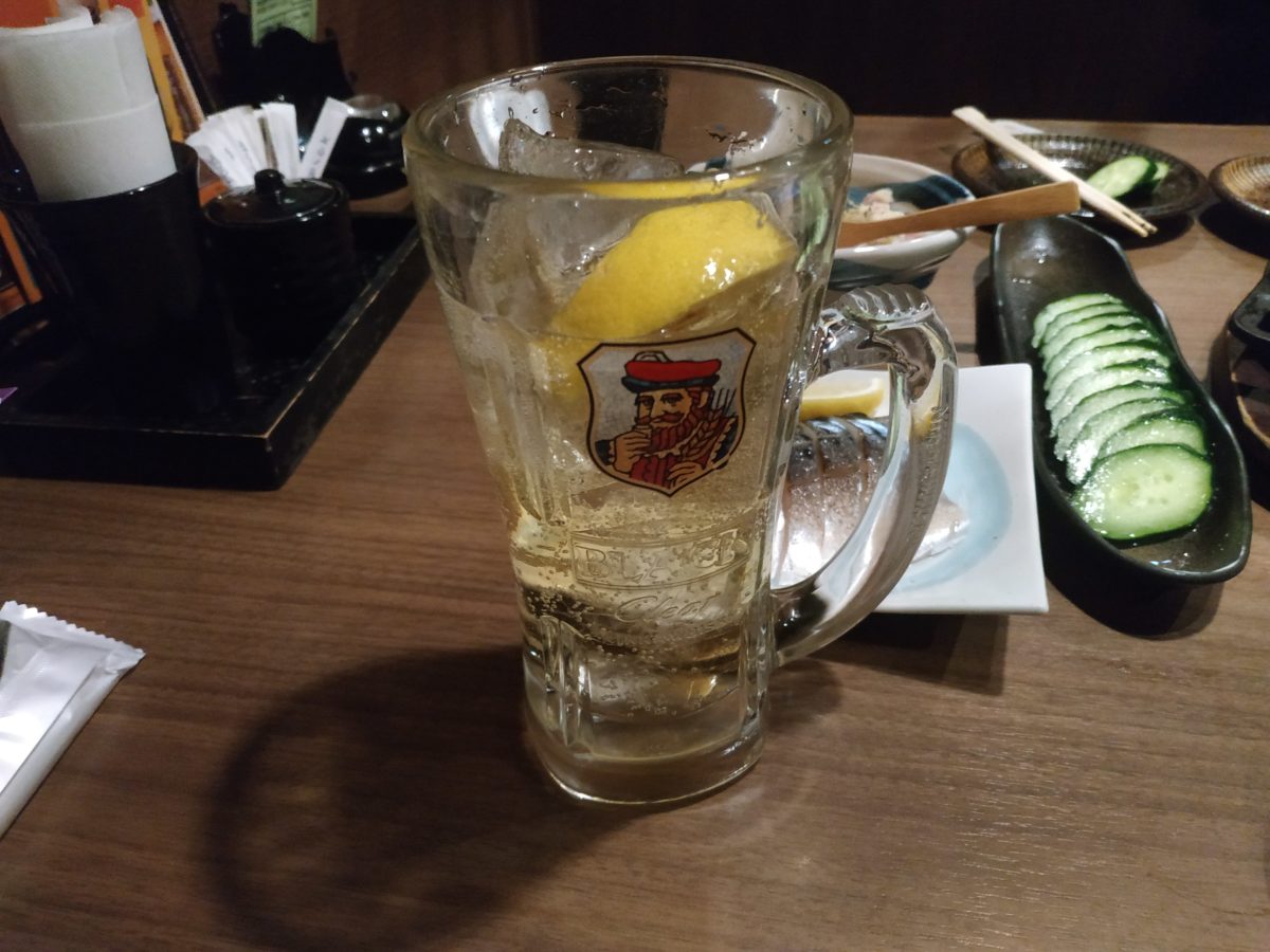 やけ酒を