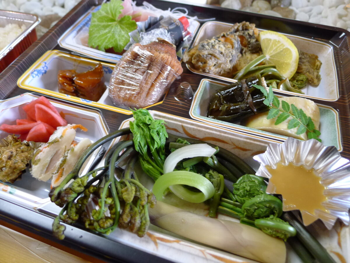 山菜弁当